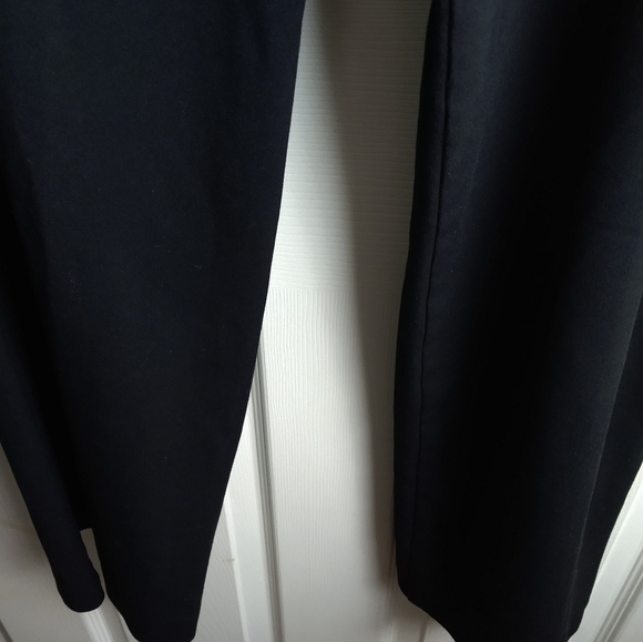$  Norton McNaughton black clasp zip close stretch dress pants. Size 12 - Picture 10 of 10
